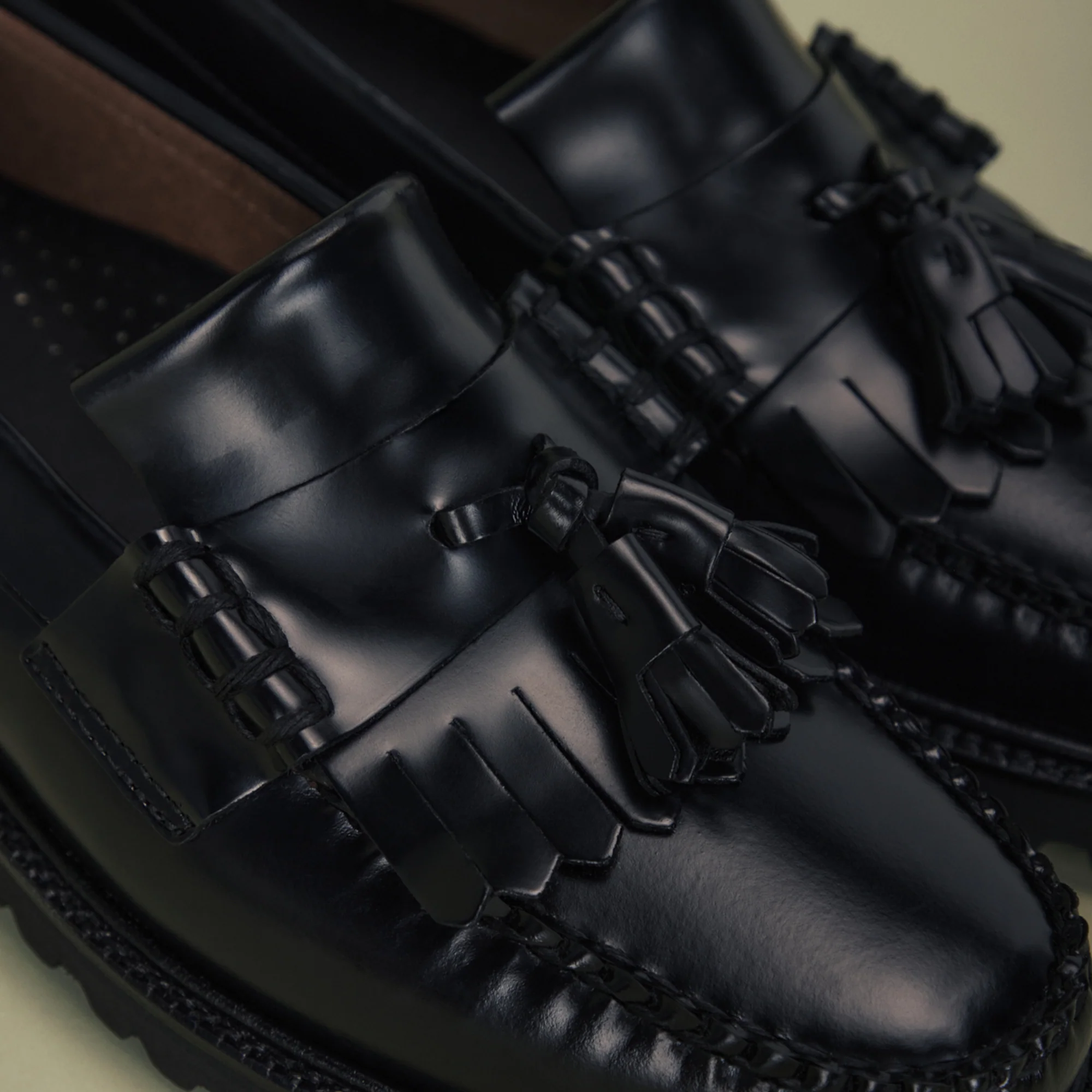 Mens Layton Lug Weejuns® Tassel Loafer - Image 9